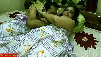 Bangladeshi cheating wife
