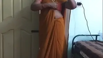 Amateur indian ass mature saree