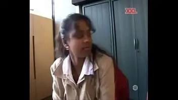 Indian boss slapping