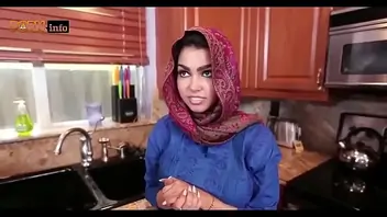 Muslim indian wife gets massage and fuck